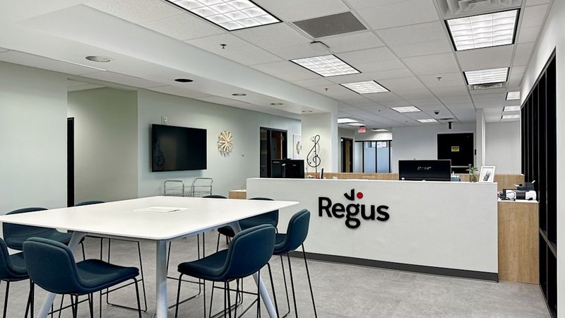 1-2 person office space Nashville &mdash; Reception and shared table at 1 Music Circle
