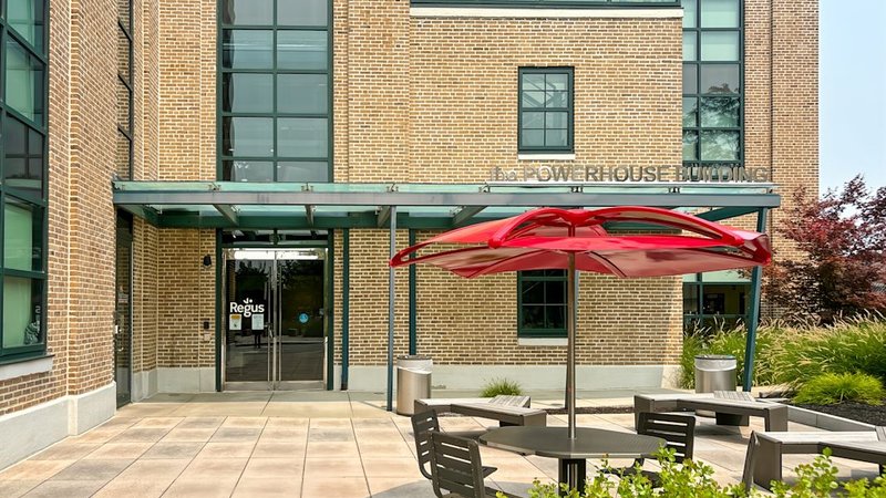 3-6 person office space Boston – Schraffts Center