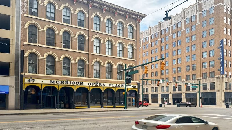 47 S Meridian St day office in Indianapolis