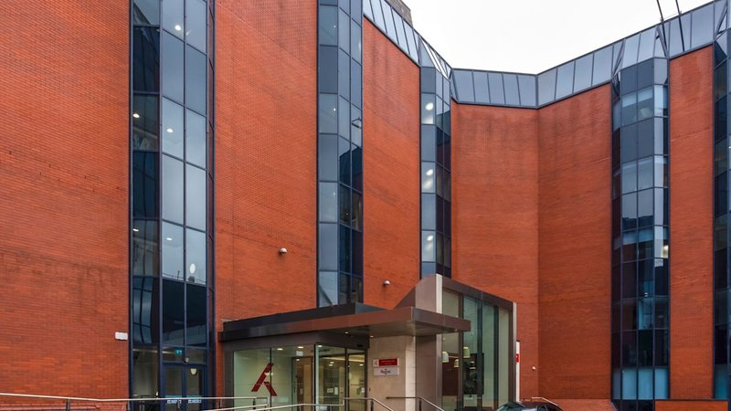 7-10 person office space Birmingham — Apex House, B15 1TR