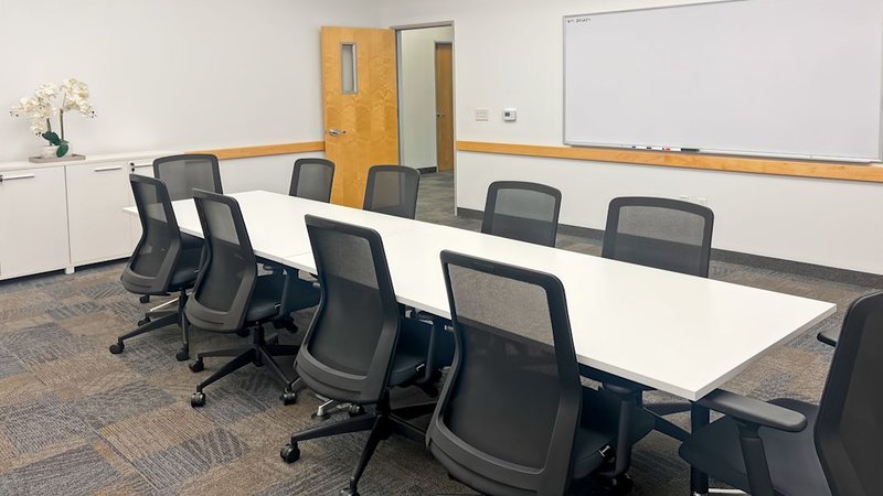 7-10 person office space San Diego - 16868 Via Del Campo Ct, Rancho Bernardo