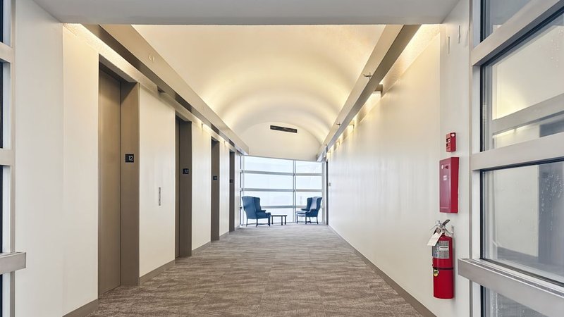 Fort Wayne coworking lounge and breakout area