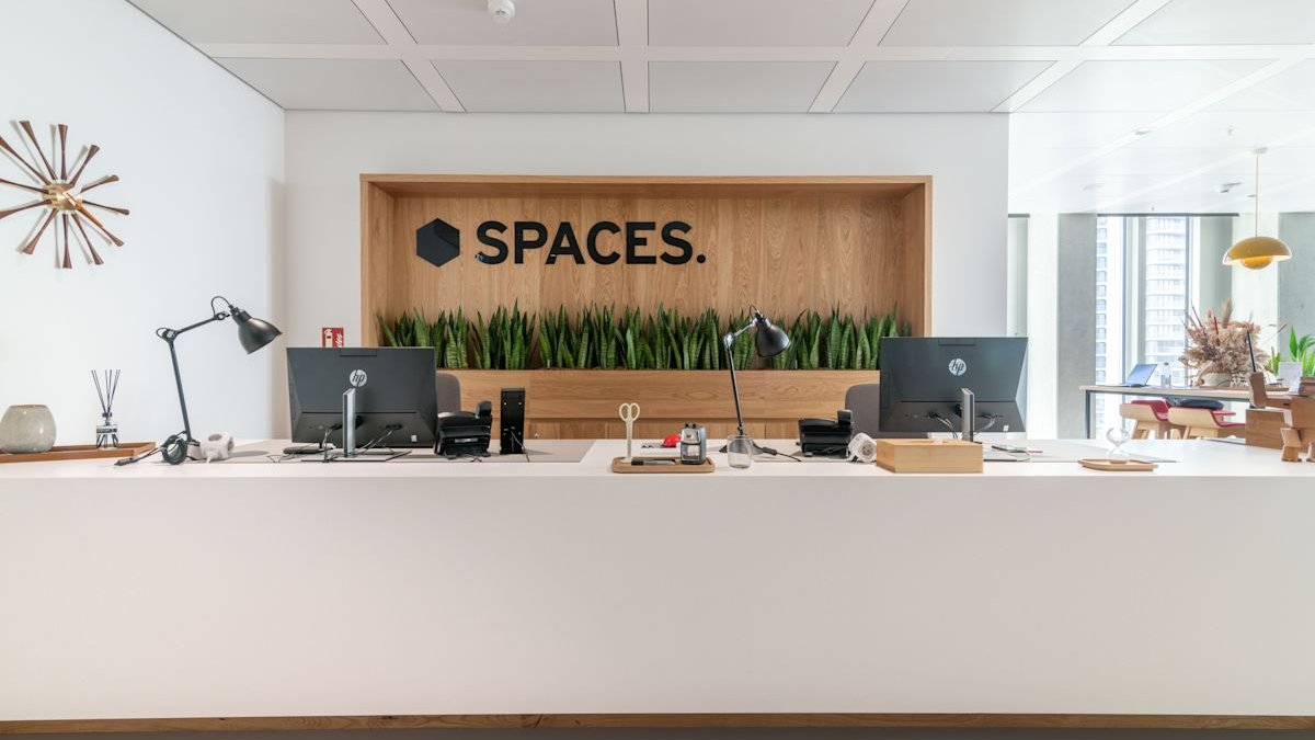 Was kostet ein Coworking Space – moderner Coworking-Arbeitsplatz in Frankfurt
