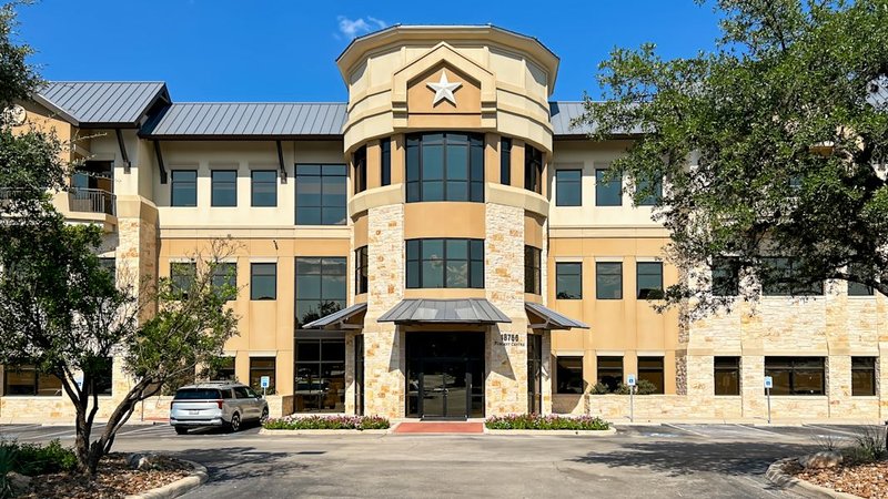 18756 Stone Oak Parkway coworking in San Antonio