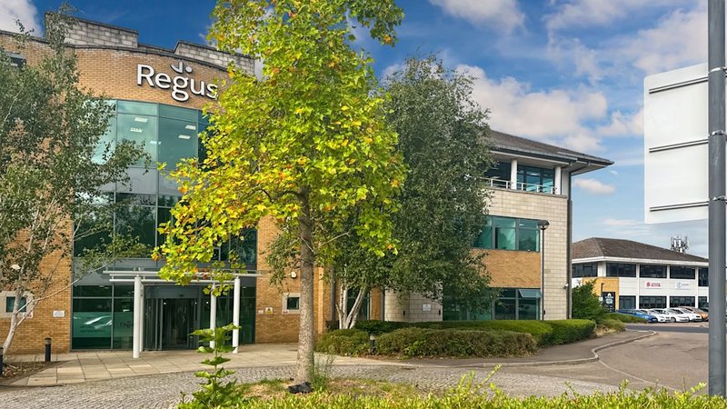 coworking space surrey, Quatro House in Camberley