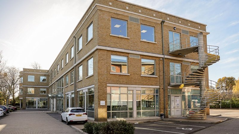 coworking space surrey, Ashley Park House in Walton-on-Thames