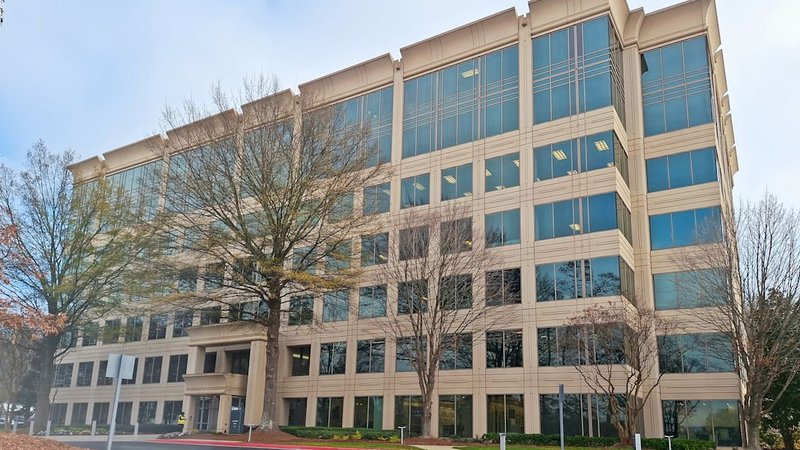 day office alpharetta - 2300 Lakeview Parkway in Alpharetta