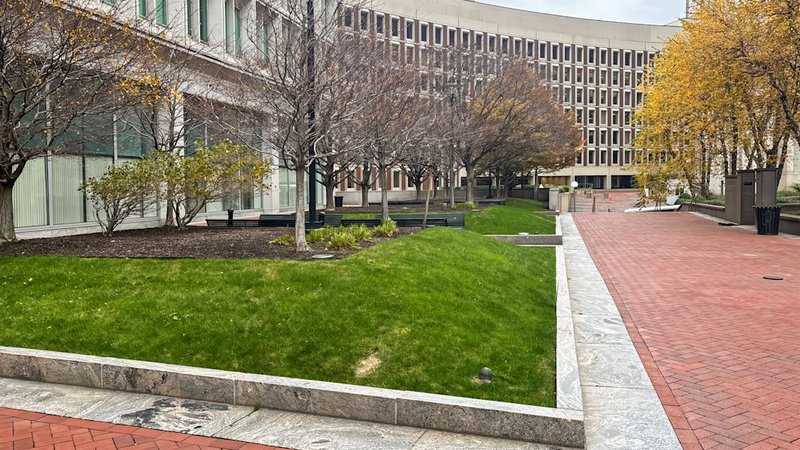 day office boston - 100 Cambridge Street in West End / Government Center