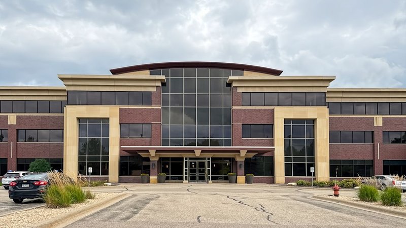 how much does a private office cost in minneapolis - Grand Oak I in Eagan
