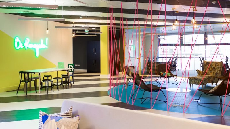 Hot desk rental Dublin — Huckletree D2