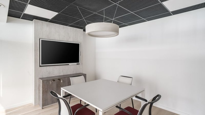 vergaderzaal hasselt - grote vergaderruimte voor 12 personen