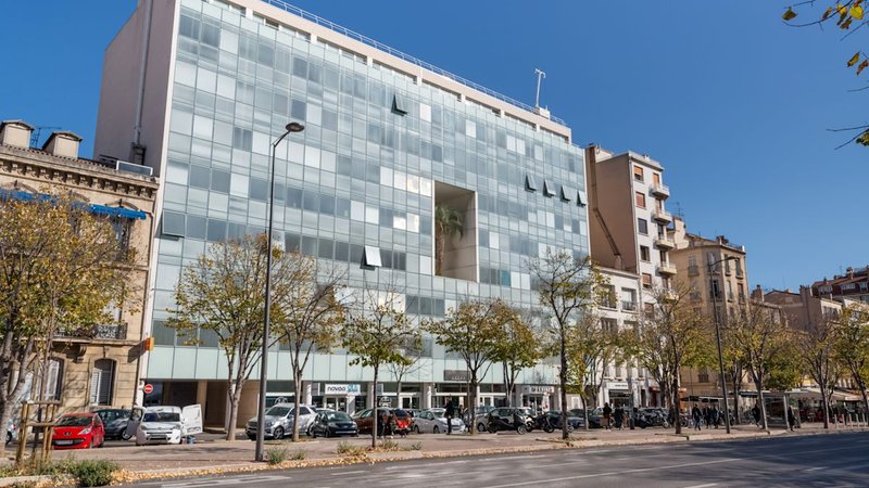 Bureau prive Regus au 165 avenue du Prado, Marseille