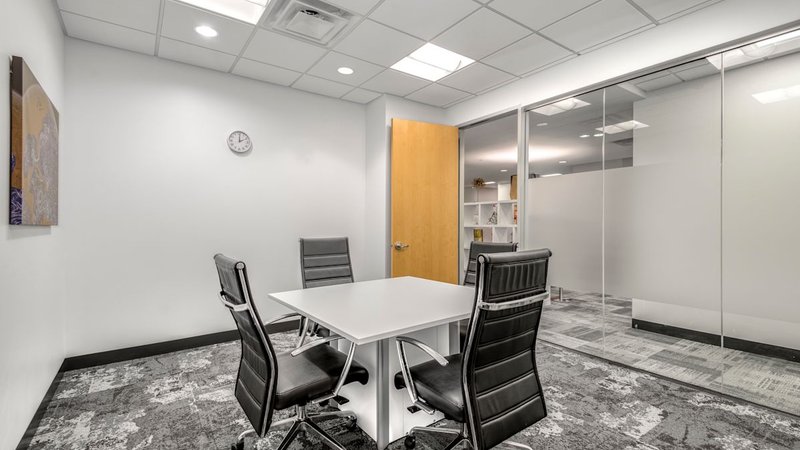 meeting room andover ma - boardroom at 300 Brickstone Square