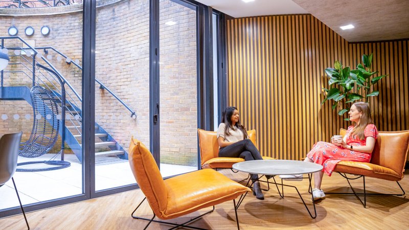 Elementa meeting room in Farringdon on Giltspur Street