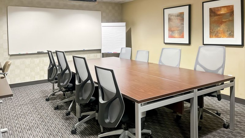 meeting room novi - Crystal Glen in Novi