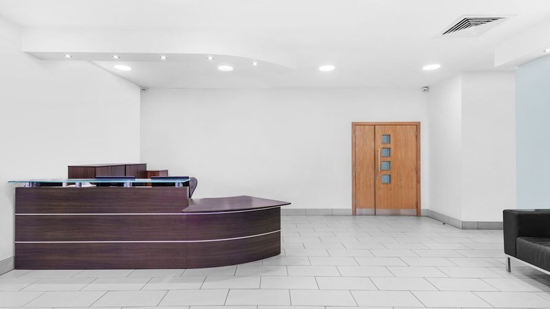 Private office interior in Bradford on Wezoo