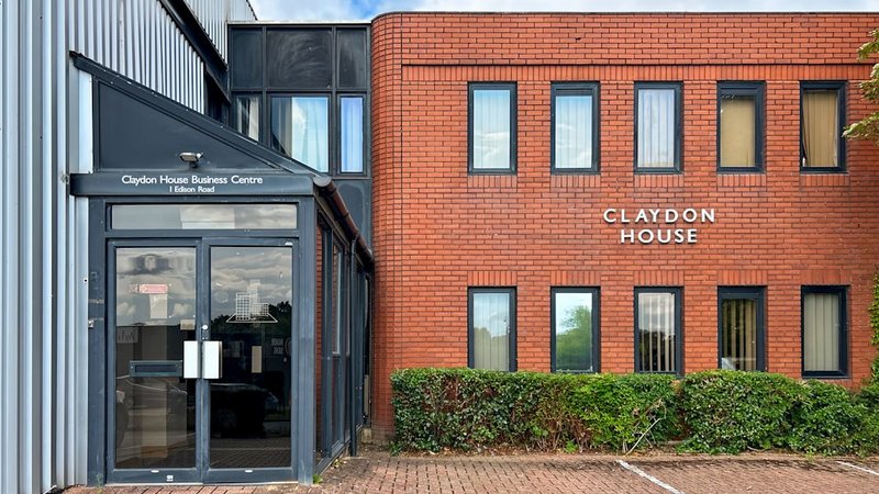 office space buckinghamshire - Claydon House Business Centre Aylesbury