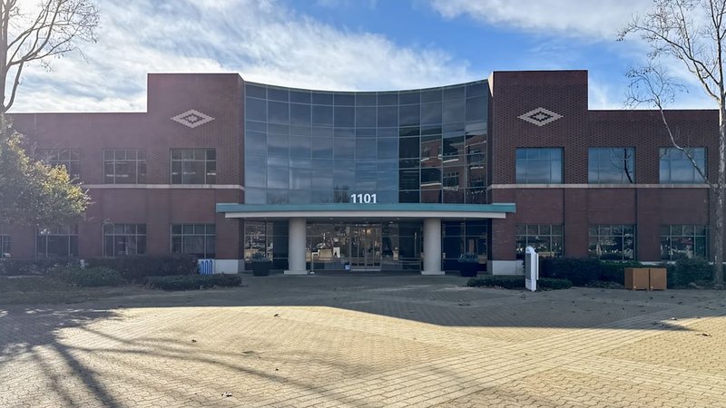 office space emeryville nearby - Marina Village private offices, Alameda