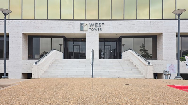 office space for rent dallas - Mockingbird Towers in Dallas