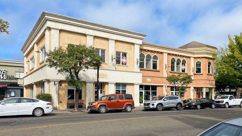 office space healdsburg - 375 Healdsburg Avenue in downtown Healdsburg, California