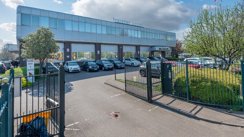office space kingston upon thames, Trident Court in Chessington