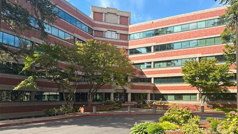 office space lake oswego - Centerpointe Office Park private office
