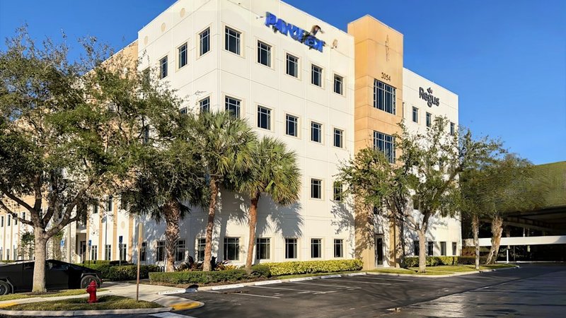 office space palm beach gardens - Emerald View in West Palm Beach
