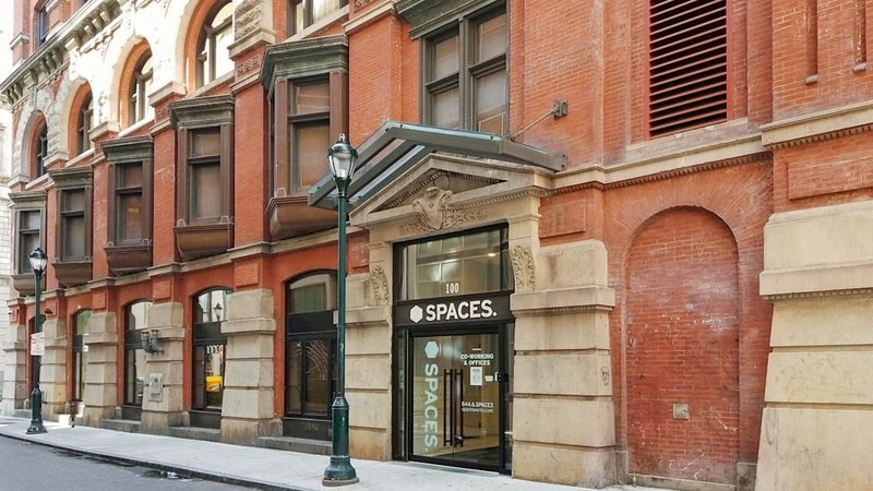 office space philadelphia - Hale Building private office