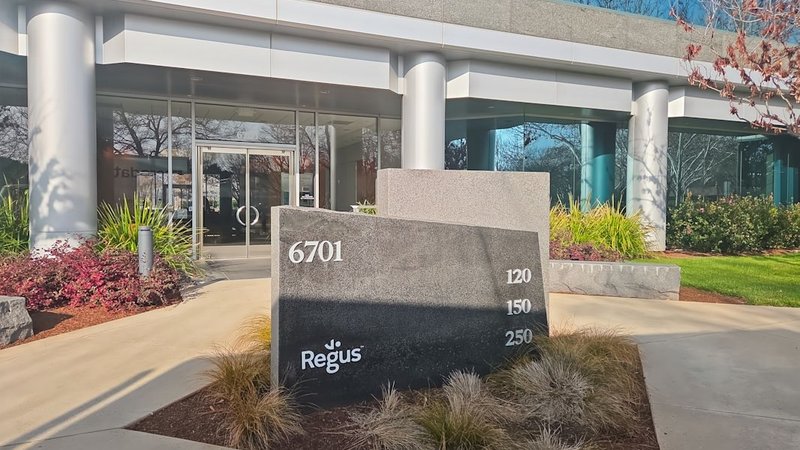 office space pleasanton - 6701 Koll Center Parkway in Pleasanton, CA
