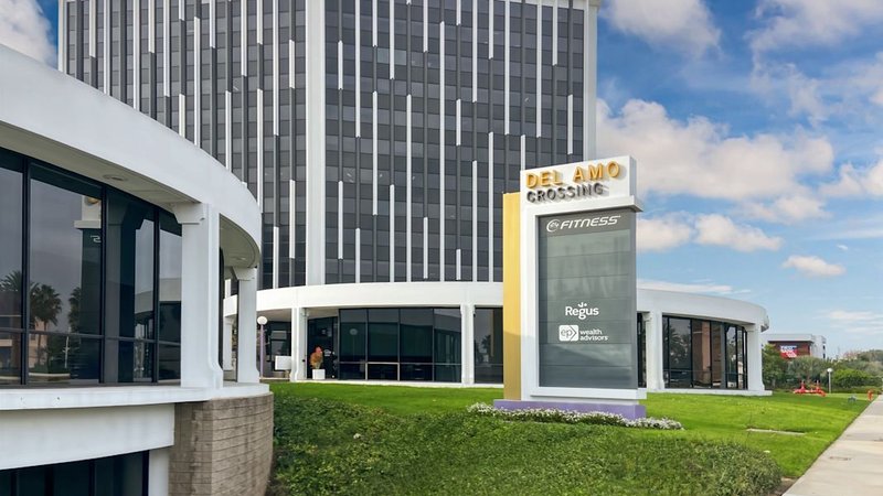 Hawthorne Boulevard Business Center private office in Torrance