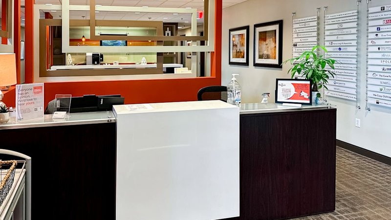 Hot desk reception at Heritage Park, Winter Park, Florida