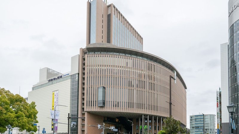 神戸のレンタルオフィス｜Kobe Kokusai Hall（神戸国際会館）の外観