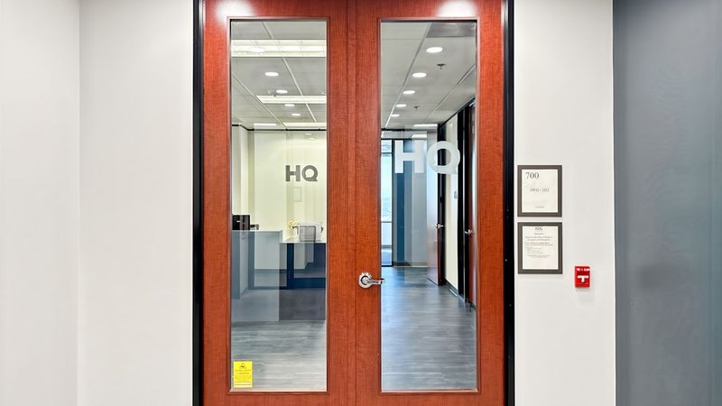 small meeting room for rent - 6671 Southwest Freeway in Houston