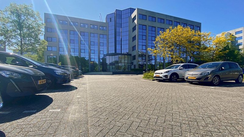 vergaderzaal Nieuwegein met videoconferentie - Nevelgaarde 8 interieur