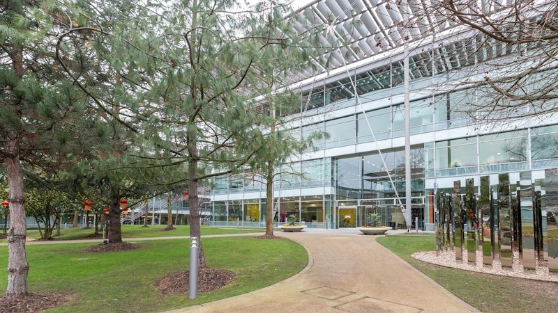 Chiswick Park private office, Building 3 Chiswick Park, W4